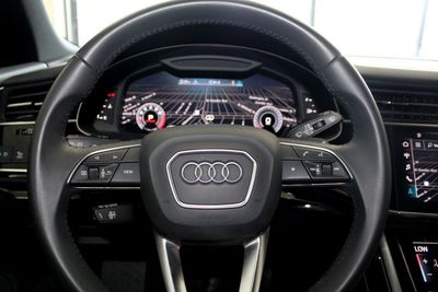 2019 Audi Q8 PREMIUM PREMIUM