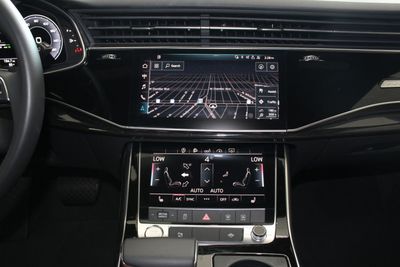 2019 Audi Q8 PREMIUM PREMIUM