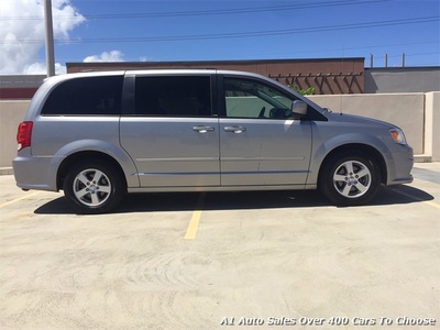 2013 Dodge Grand Caravan SXT Van