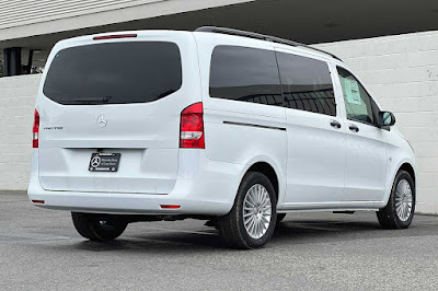 2023 Mercedes-Benz Metris Passenger