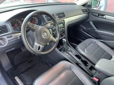 2014 Volkswagen PASSAT