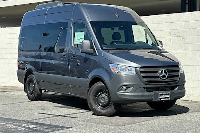 2024 Mercedes-Benz Sprinter 2500 Passenger 144 WB