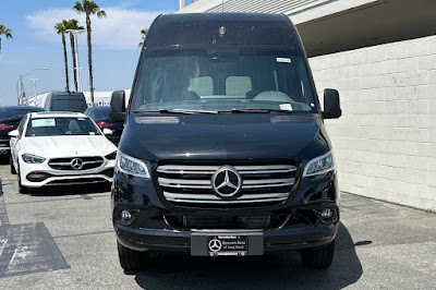 2024 Mercedes-Benz Sprinter 3500 Cargo 170 WB