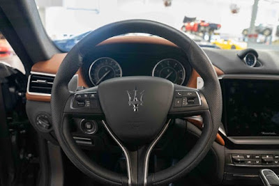2023 Maserati Ghibli Modena