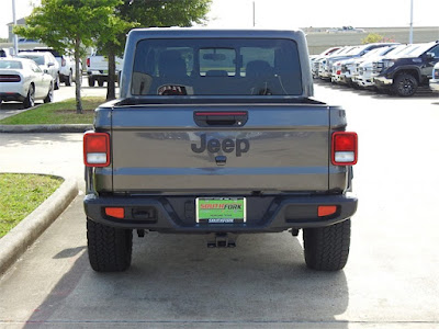 2024 Jeep Gladiator Nighthawk