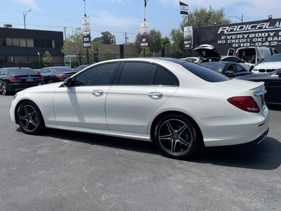 2019 Mercedes-Benz E-Class E 300 Sedan RWD