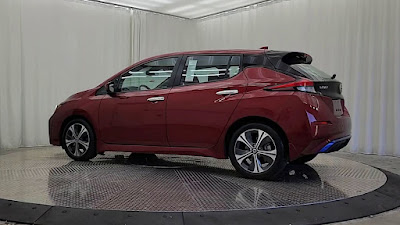 2021 Nissan Leaf SV