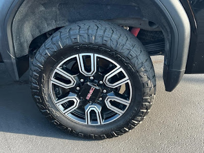 2022 GMC Sierra 2500HD 4WD AT4 Crew Cab