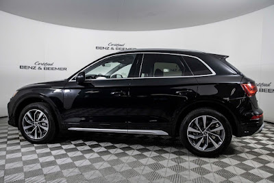 2023 Audi Q5 45 S line Premium Plus