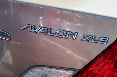 2001 Toyota Avalon XLS w/Bucket Seats