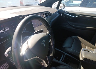 2016 Tesla MODEL X P90D AWD