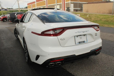 2021 Kia Stinger GT2