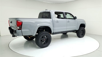 2020 Toyota Tacoma SR5