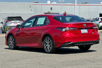 2023 Toyota Camry Hybrid XLE