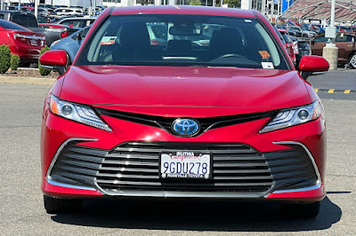 2023 Toyota Camry Hybrid XLE