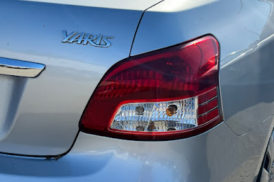 2012 Toyota Yaris BASE
