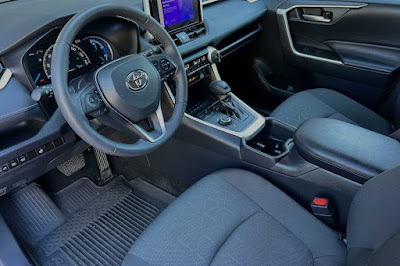 2023 Toyota RAV4 Hybrid XLE