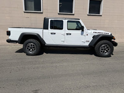 2024 Jeep Gladiator