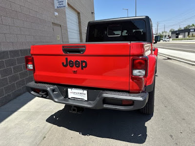 2024 Jeep Gladiator