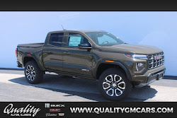 2024 GMC Canyon 4WD AT4