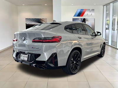 2024 BMW X4 M40i