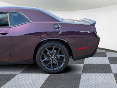 2022 Dodge Challenger SXT