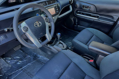 2015 Toyota Prius c Three