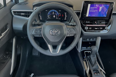 2024 Toyota Corolla Cross XLE