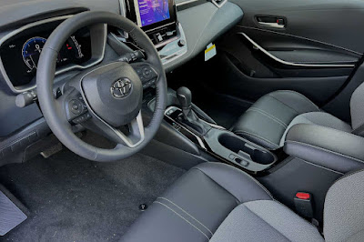 2025 Toyota Corolla XSE