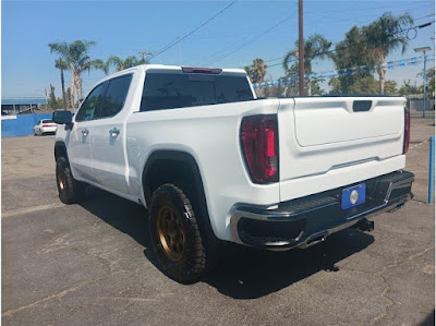 2021 GMC Sierra 1500 Crew Cab SLT Pickup 4D 5 3/4 ft