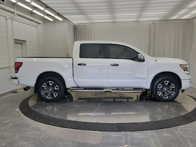 2021 Nissan Titan Platinum Reserve