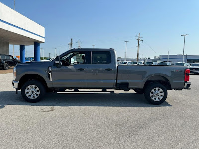 2024 Ford Super Duty F-350 SRW XLT