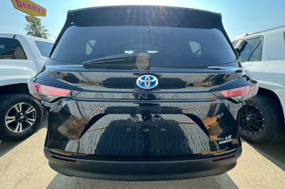 2021 Toyota Sienna LE