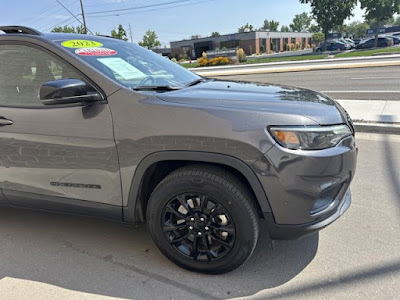 2023 Jeep Cherokee Altitude Lux 4X4! FACTORY CERTIFIED WARR