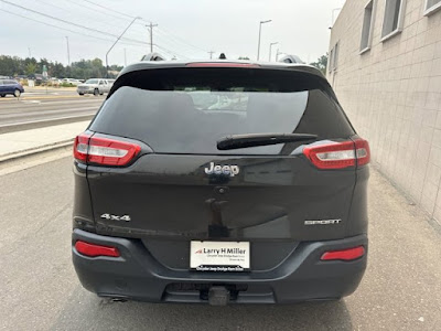 2016 Jeep Cherokee Sport 4WD! LOW MILES!