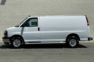 2022 GMC Savana 2500 Work Van