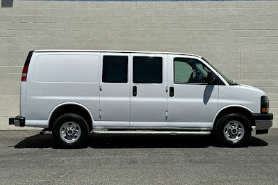 2022 GMC Savana 2500 Work Van