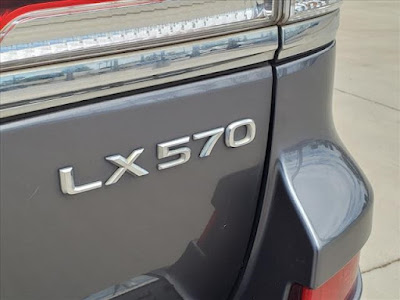 2013 Lexus LX 570