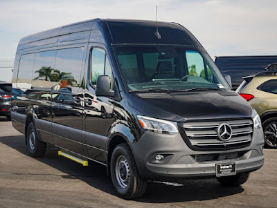 2024 Mercedes-Benz Sprinter Cargo Van