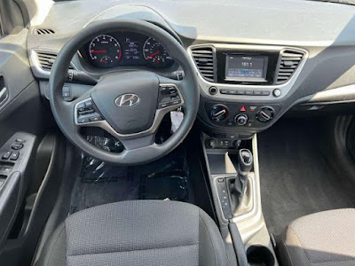 2021 Hyundai Accent SE