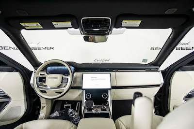 2023 Land Rover Range Rover SE