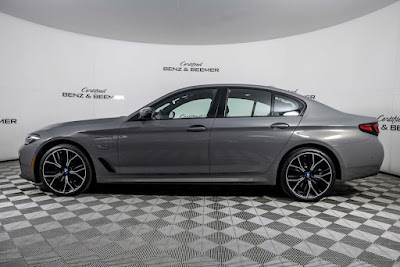 2022 BMW 5 Series 530e iPerformance