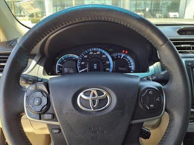 2012 Toyota Camry Hybrid XLE