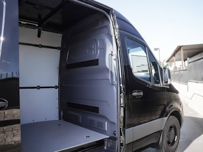 2024 Mercedes-Benz Sprinter Cargo Van