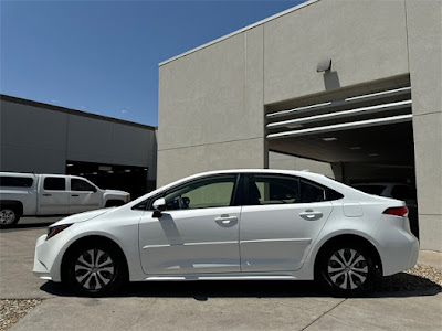 2022 Toyota Corolla Hybrid LE