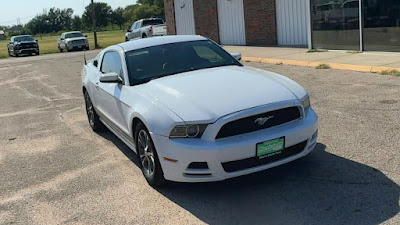 2014 Ford Mustang V6 Premium