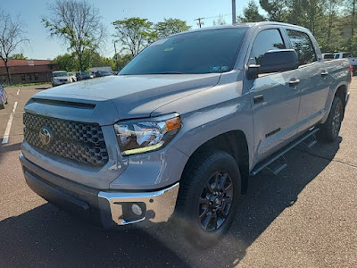 2021 Toyota Tundra 4WD SR5 4WD