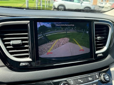 2022 Chrysler Pacifica Touring L