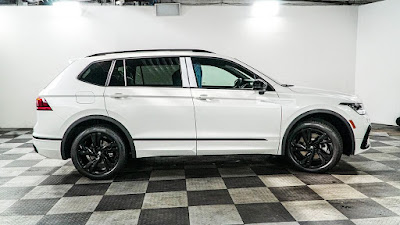 2024 Volkswagen Tiguan 2.0T SE R-Line Black