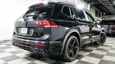 2024 Volkswagen Tiguan 2.0T SE R-Line Black